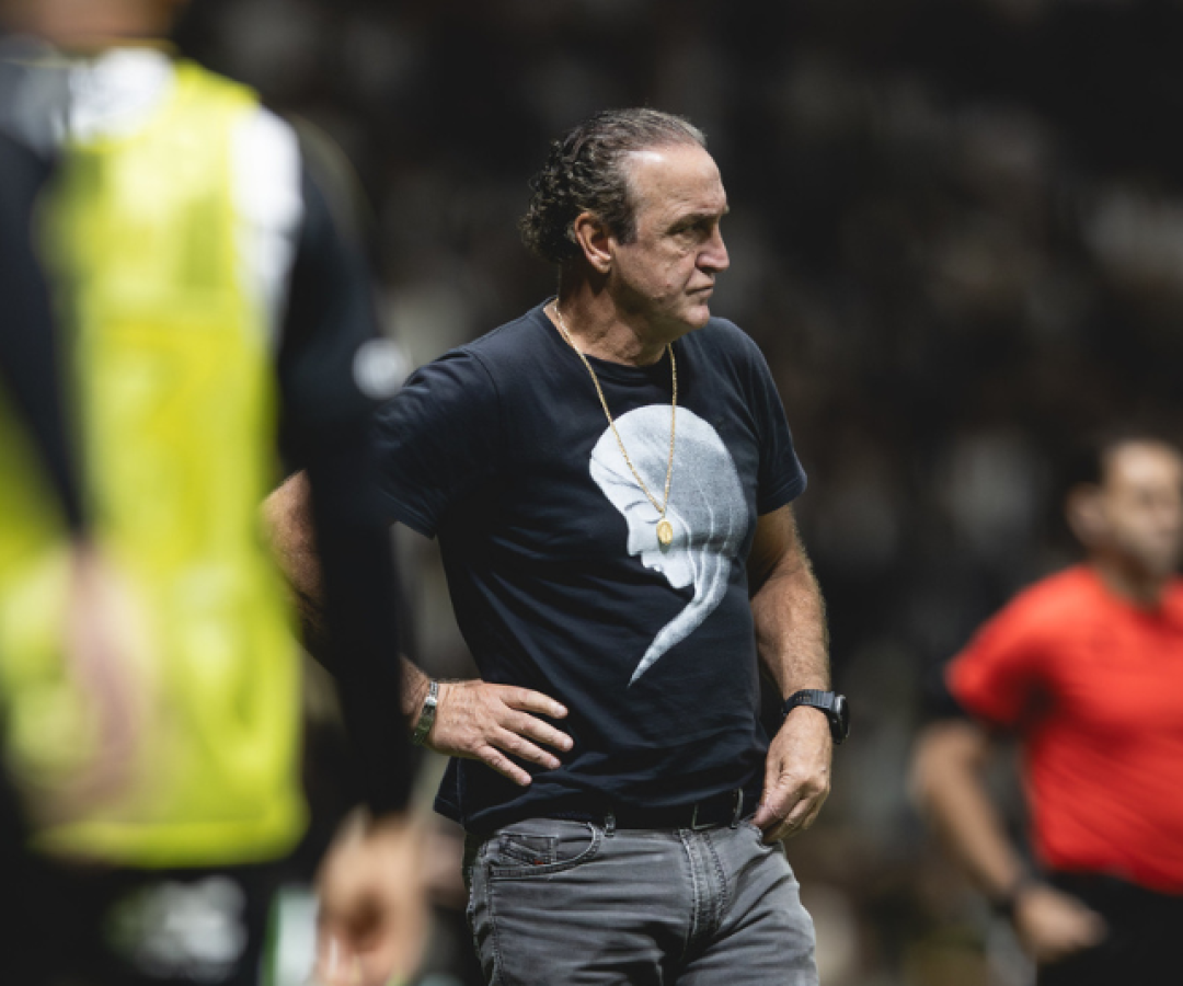 O Atlético-MG vive dias de tensão após perder para o Cruzeiro por 2 a 0, na Arena MRV, pela Copa do Brasil. A diretoria se reuniu...