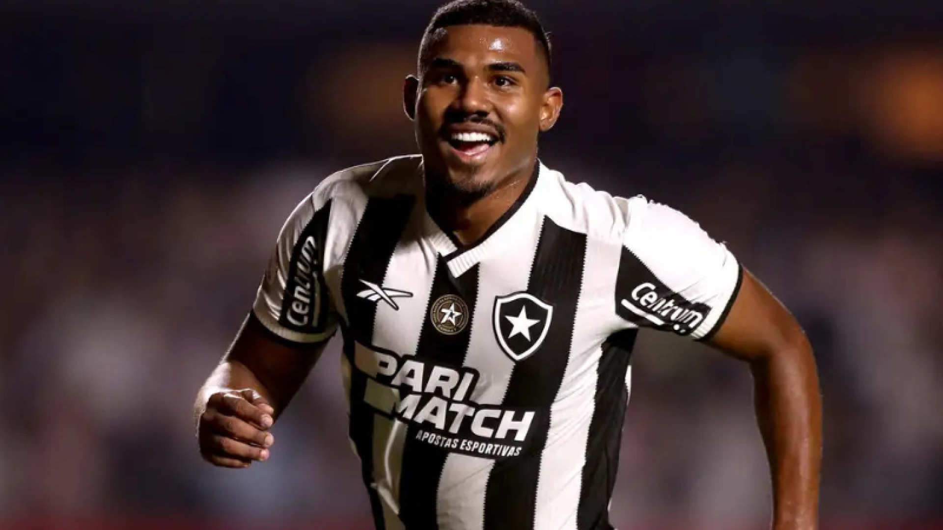O lateral-esquerdo Cuiabano, vendido ao Nottingham Forest na última sexta-feira, voltou ao Botafogo por empréstimo menos de uma semana depois.