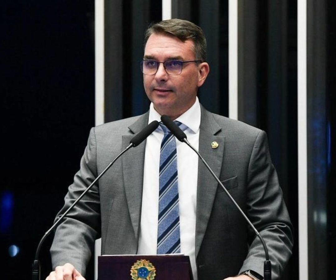direita busca novo comando