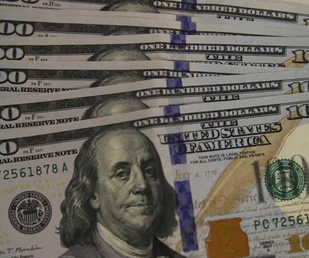 dólar