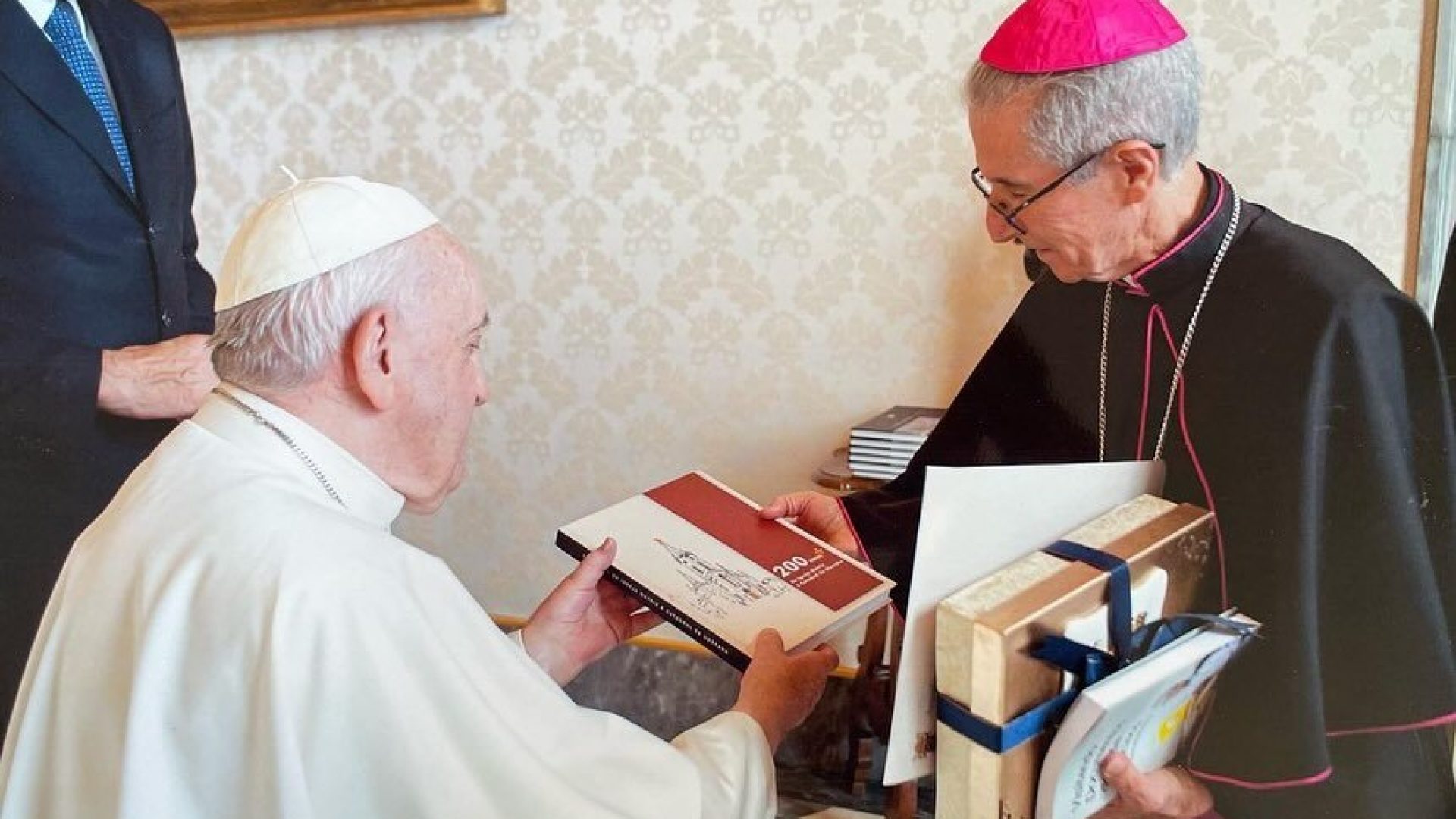 Visita de Dom Paulo Mendes ao Papa Francisco em 2022 (foto: redes sociais)