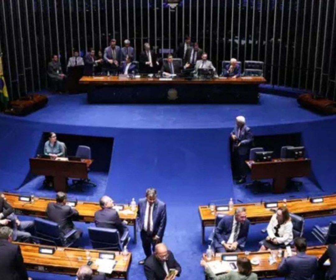 PEC da escala 6x1