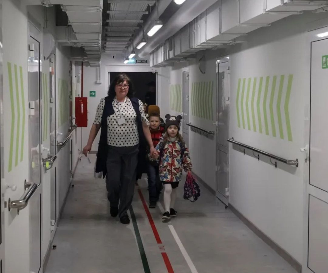 escola subterrânea