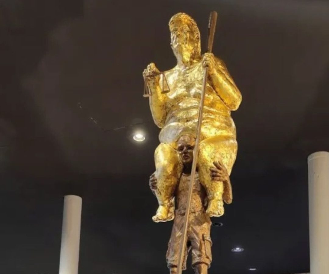 estátua de Trump