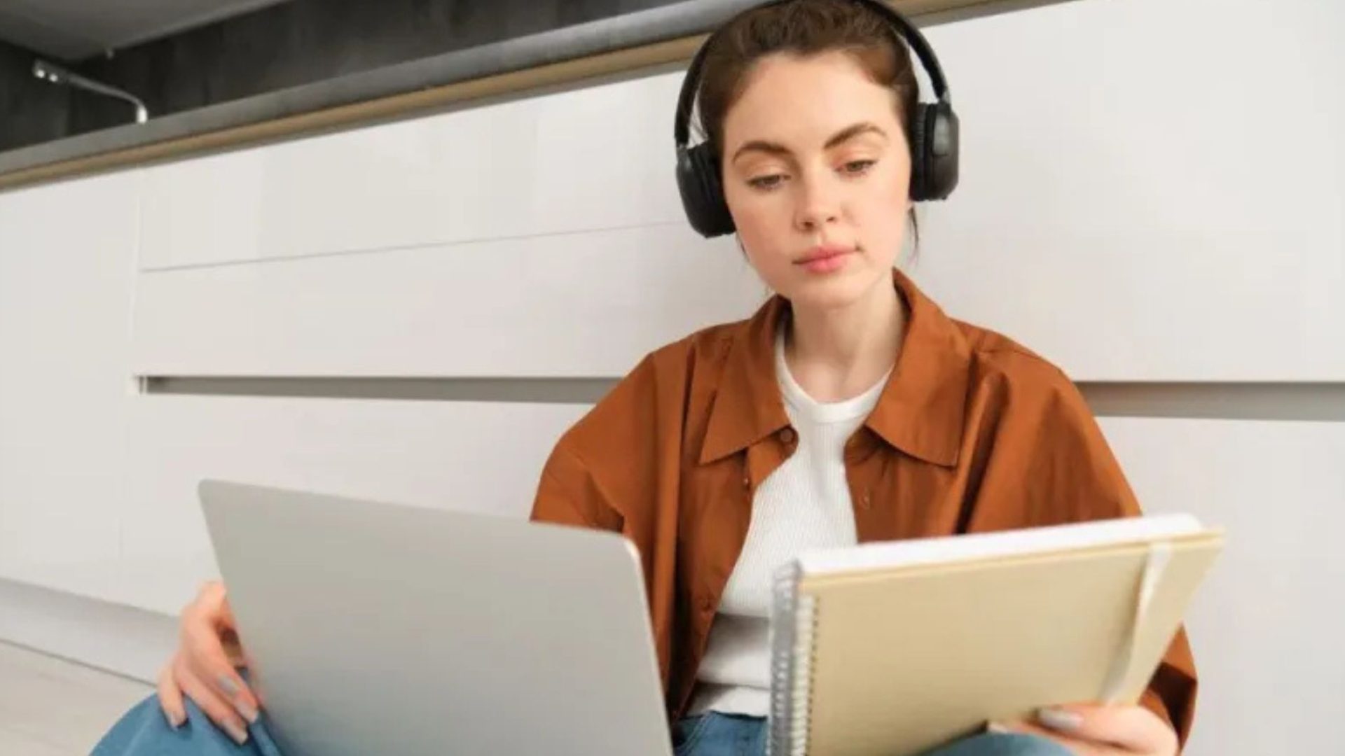 estudar ouvindo música