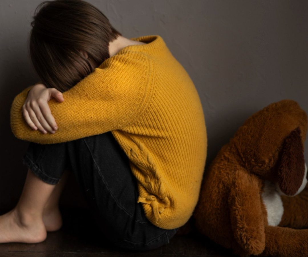 estupro coletivo contra adolescente com deficiência