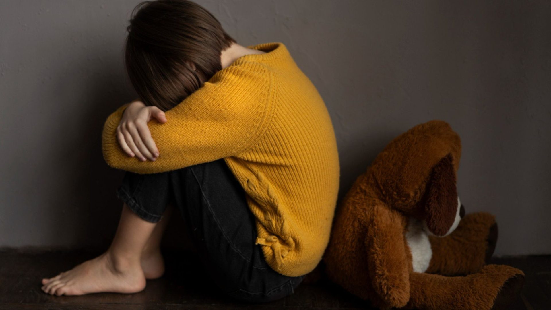 estupro coletivo contra adolescente com deficiência