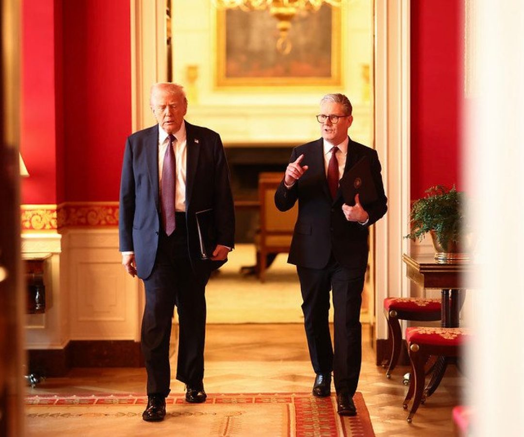 eua-reino-unido-firmam-acordo-comercial