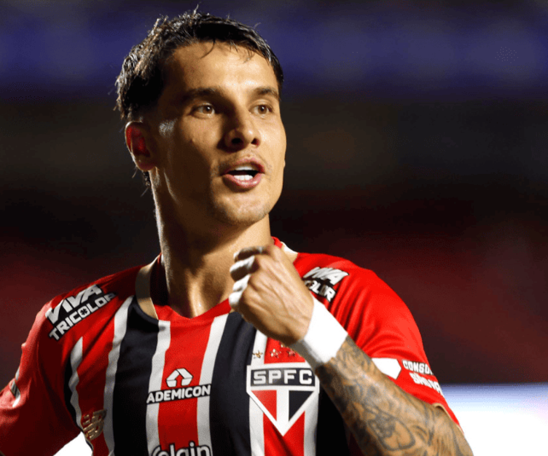 O São Paulo recebeu o Cruzeiro no MorumBIS e ficou no empate com gols de Ferreirinha e de Kaio Jorge pelo Campeonato Brasileiro.