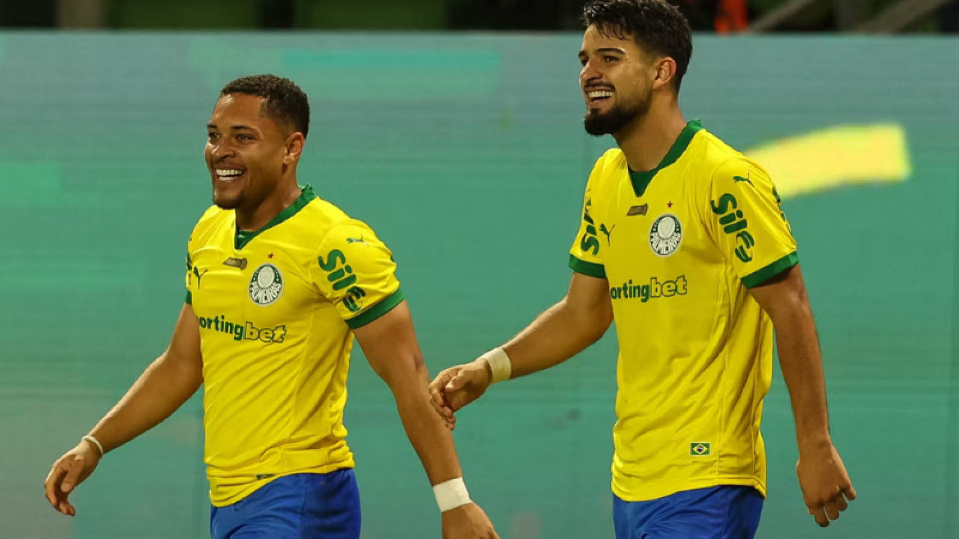 A parceria entre Flaco López e Vitor Roque vem empolgando o Palmeiras e sua torcida. Juntos, os atacantes participaram de seis dos últimos...
