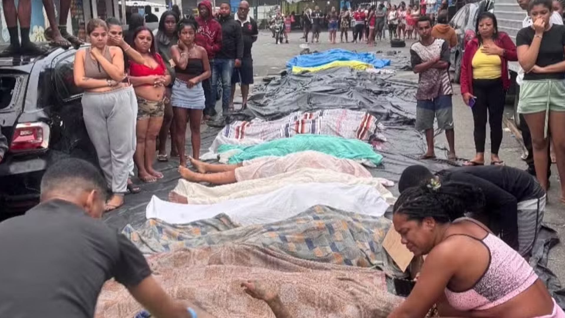 foto corpos 29 10 25 foto corpos 29 10 25