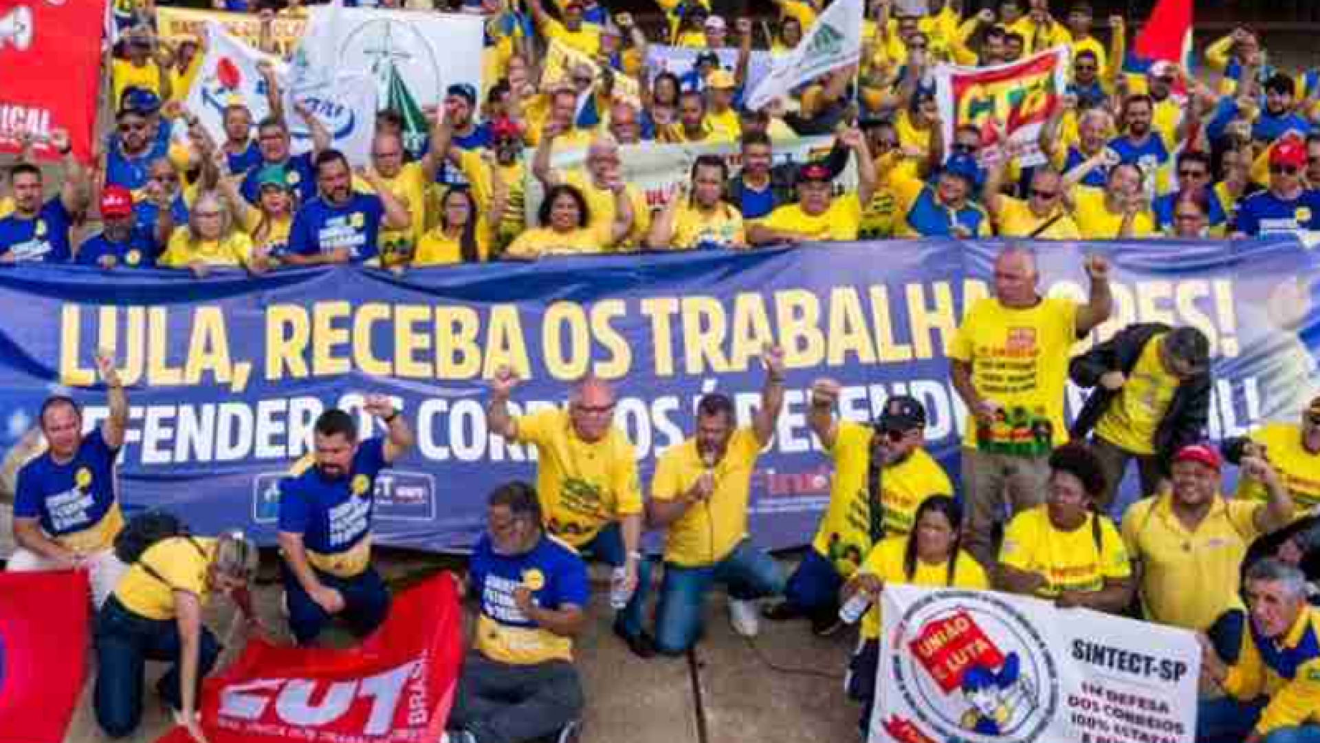 foto correios 12 12 25