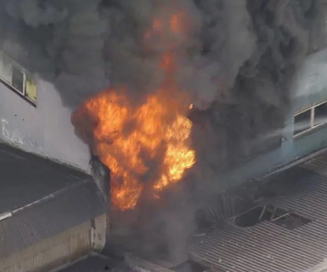 foto incendio bras 14 11 25