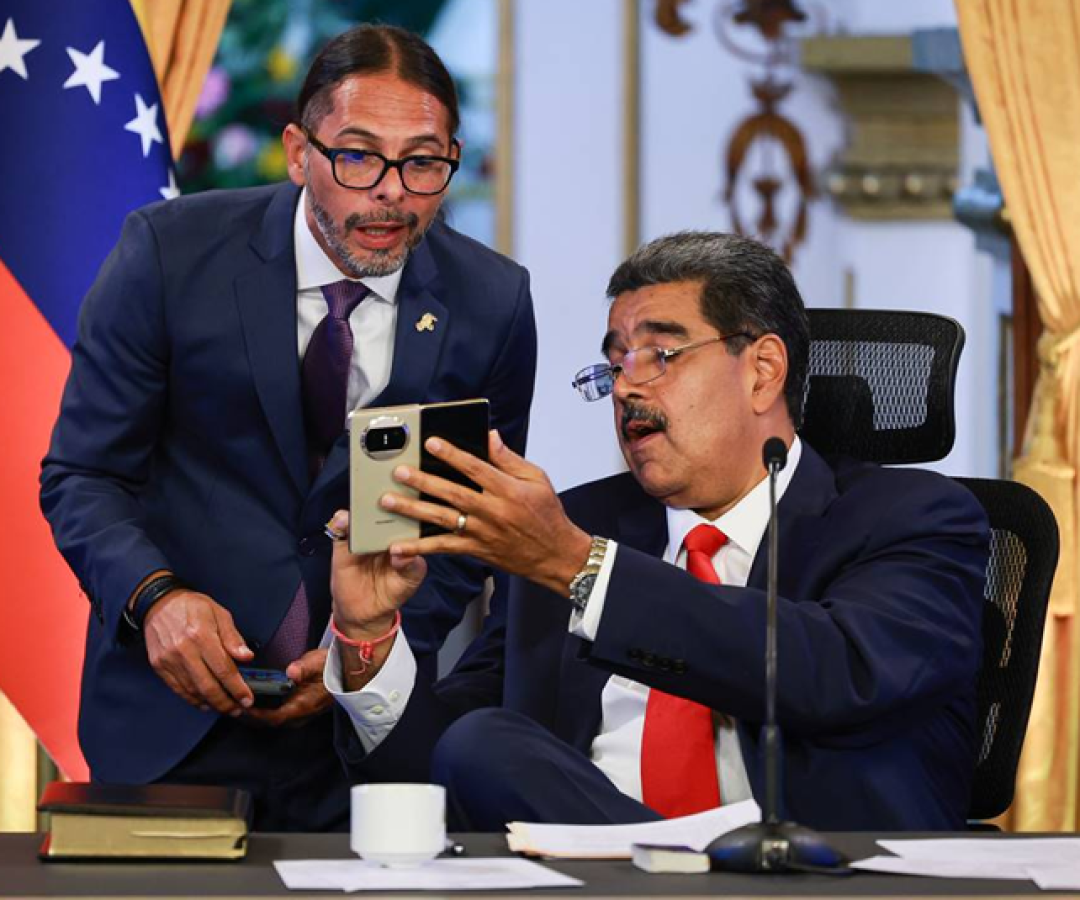 foto maduro celular 04 01 26