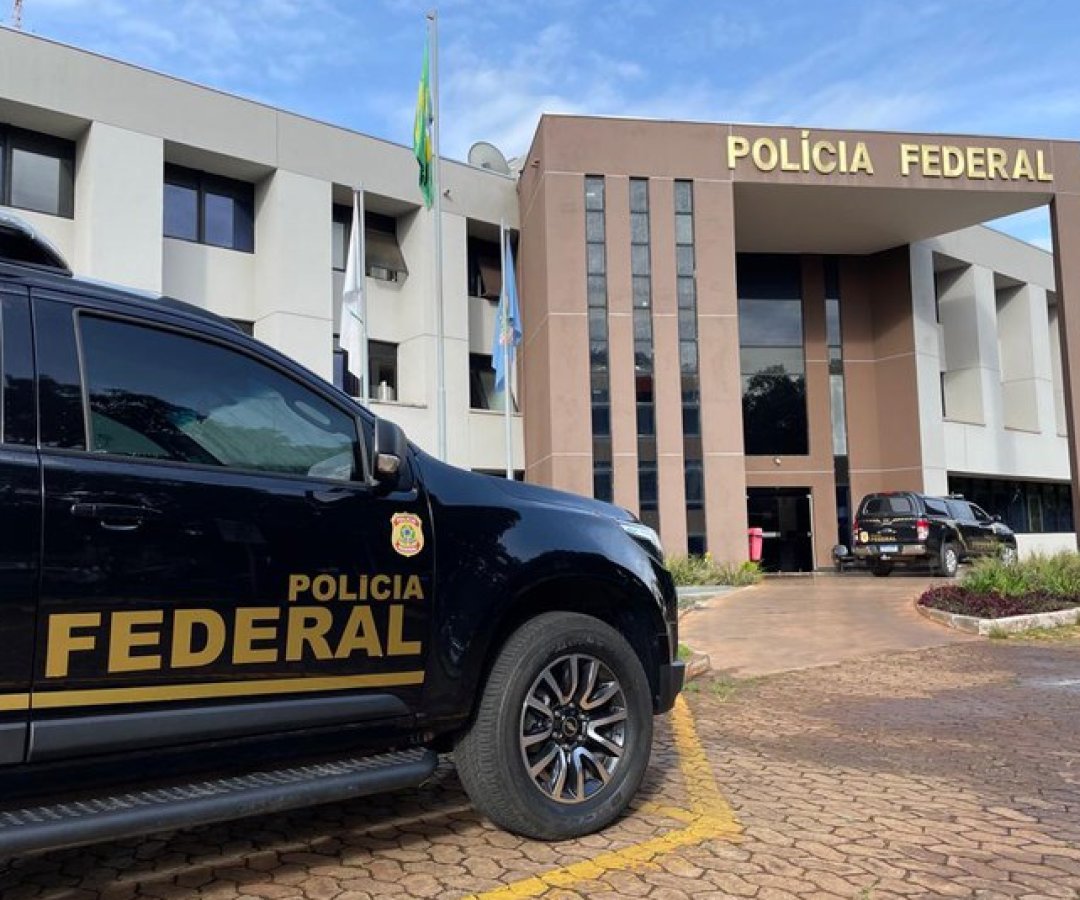 foto materia cela bolsonaro 22 11 25