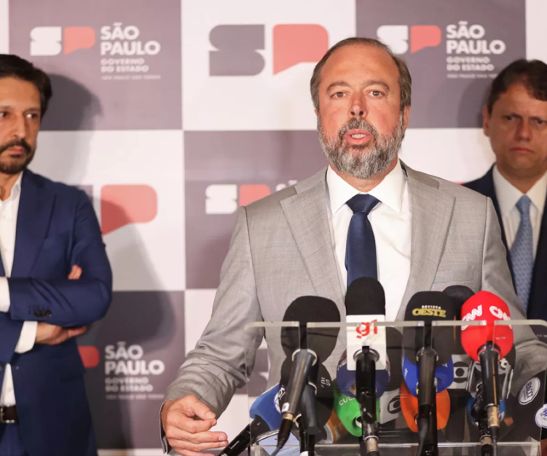 foto ministro 17 12 25