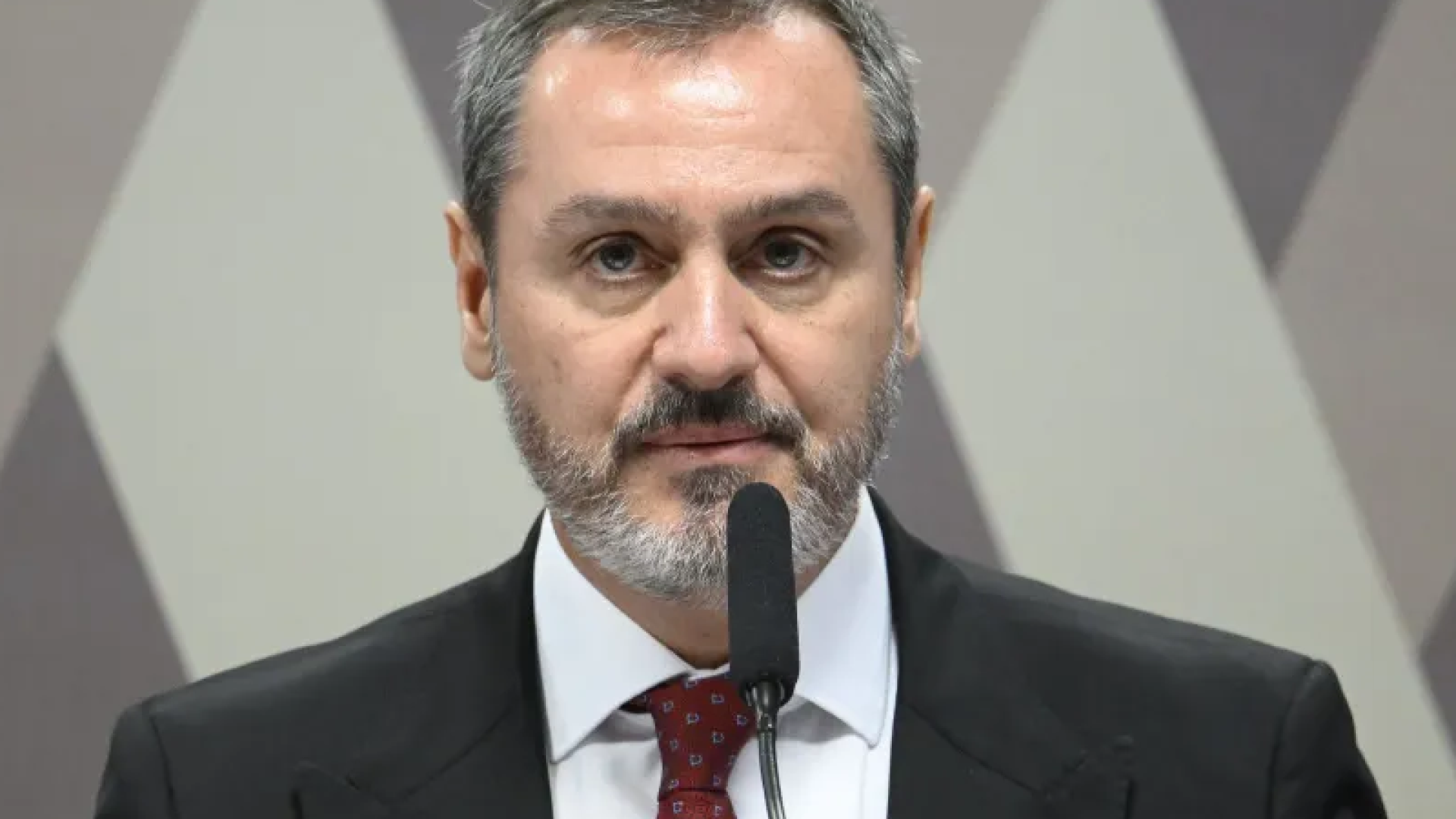 Andrei Augusto Passos Rodrigues, diretor-geral da Polícia Federal, foi o primeiro a depor na CPI do Crime Organizado no Senado, na manhã desta terça (18)