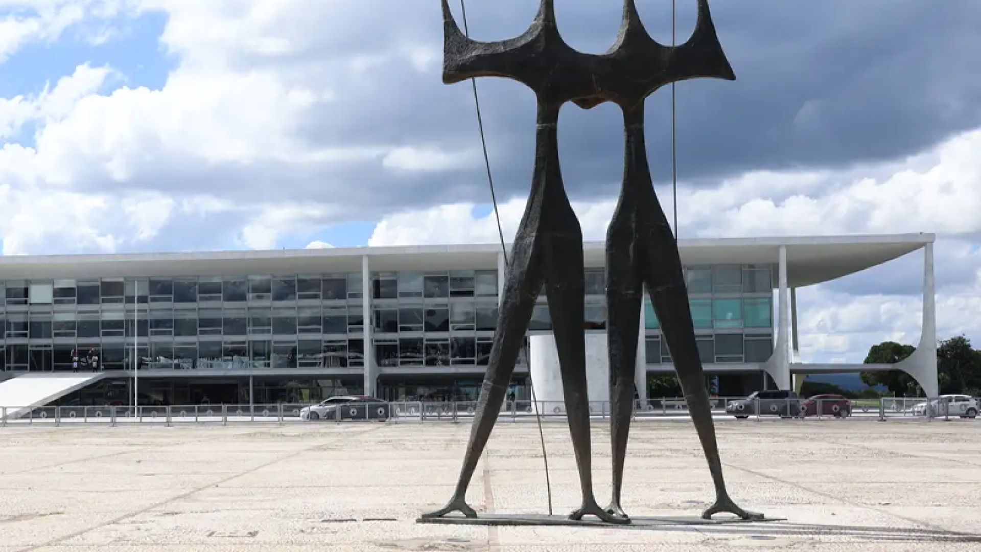 foto praça dos 3 poderes