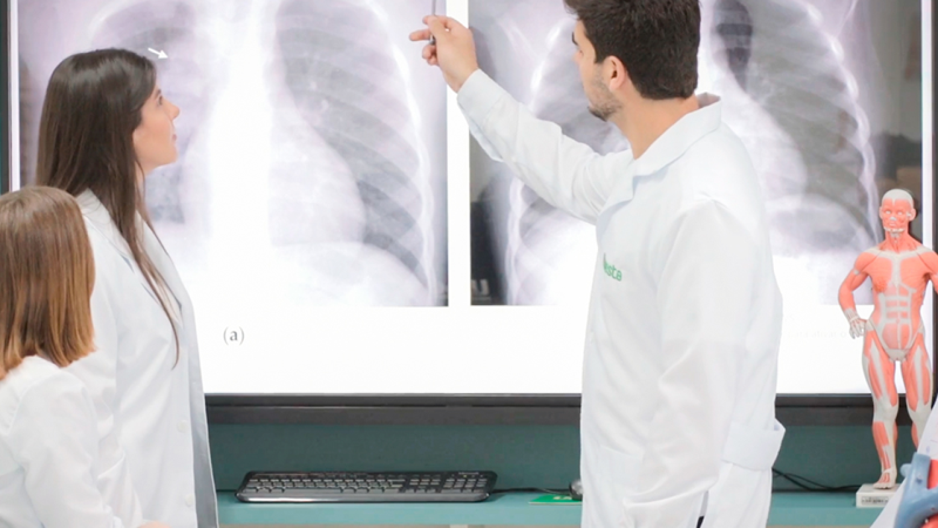 foto prova medico 04 12 25