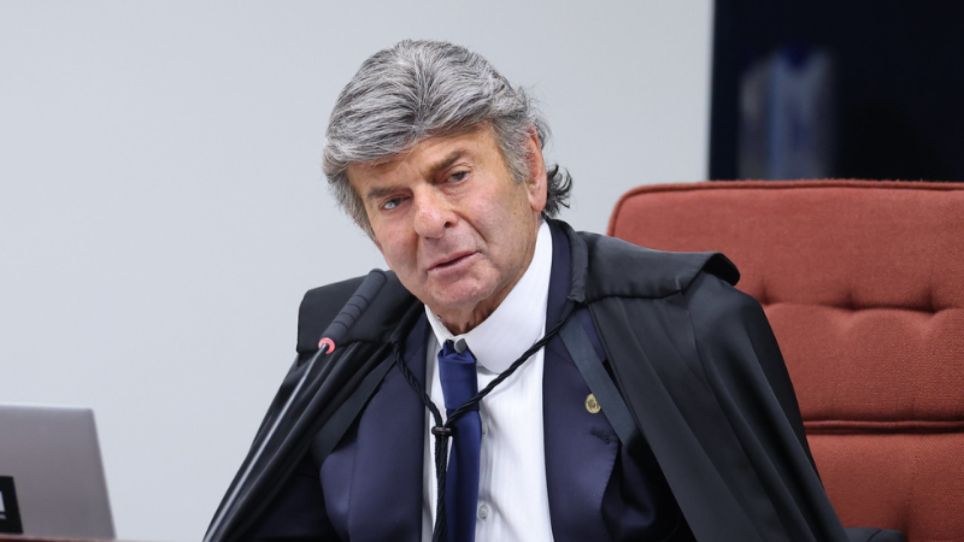 O programa ISFM News desta quinta-feira (11) debateu os votos de Luiz Fux, ministro do STF, no julgamento do ex-presidente Jair Bolsonaro...