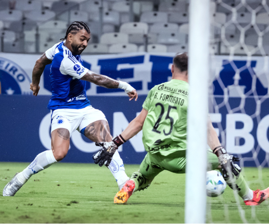 Na 2ª rodada da fase de grupos, a Raposa recebeu o Mushuc Runa no Mineirão e viu o clube do Equador ficar com todos os pontos em disputa.