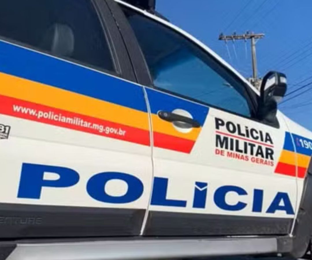 homem é encontrado morto dentro de casa