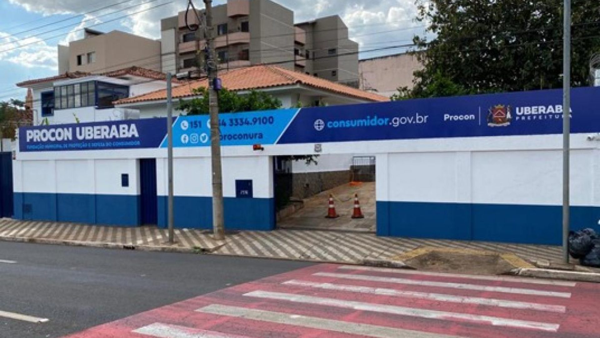 Frente do prédio do Procon de Uberaba