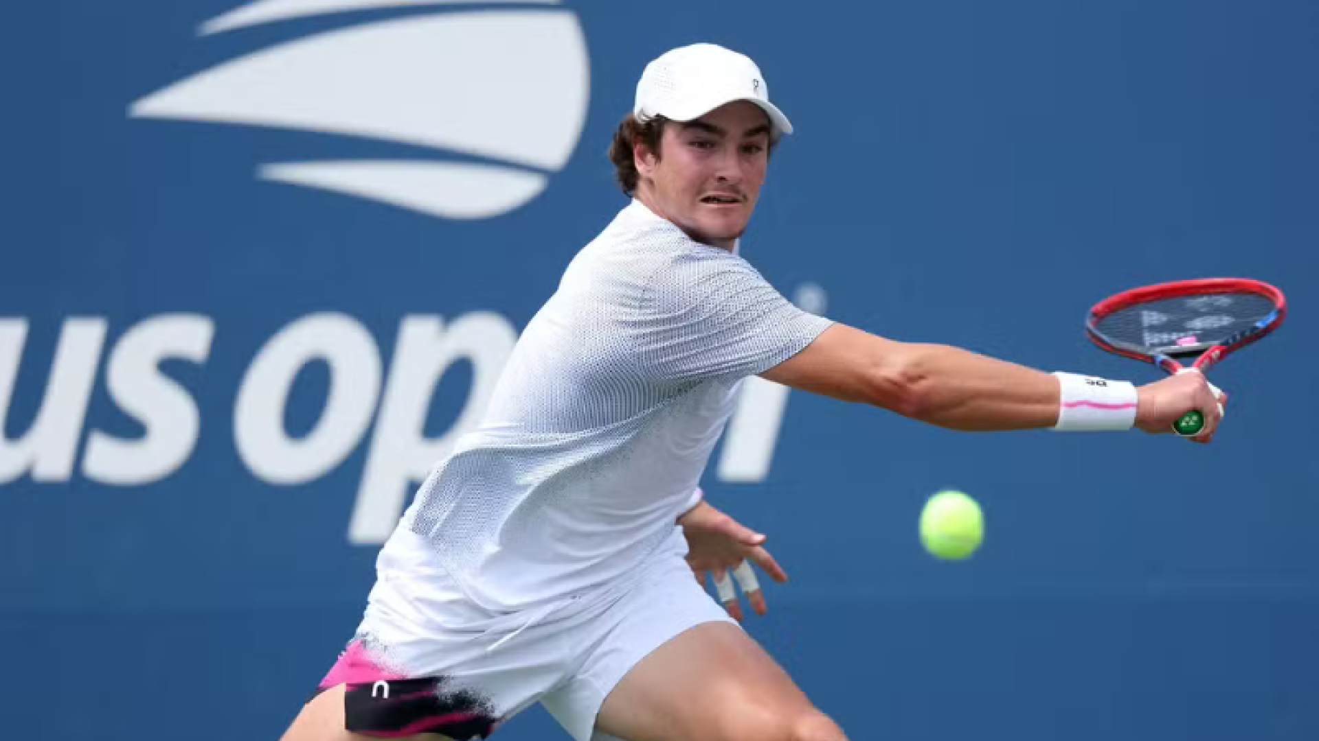 João Fonseca garantiu a 42ª posição no ranking da ATP após sua participação no US Open, marcando o melhor ranking de sua carreira.