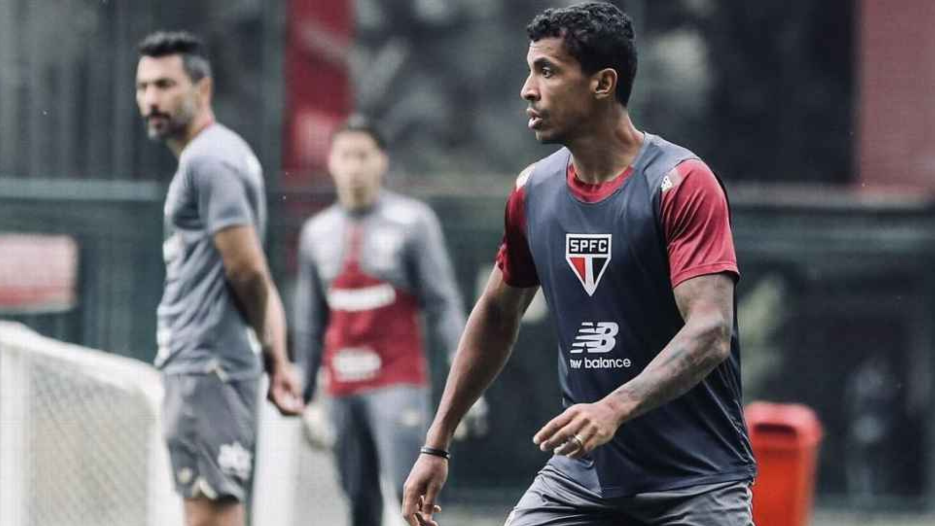 O volante Luiz Gustavo, de 38 anos, recebeu liberação médica para voltar a treinar sem restrições no São Paulo. Recuperado de um...