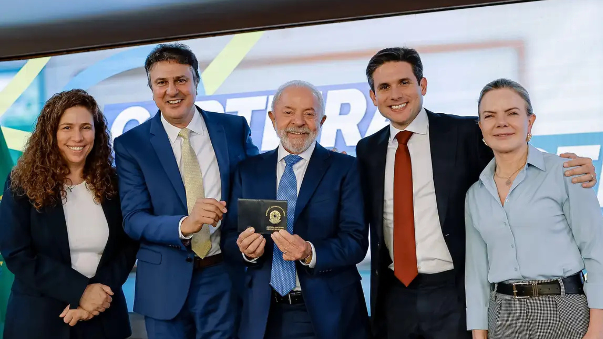 O presidente Luiz Inácio Lula da Silva sancionou na quinta-feira (11) a lei que institui a Carteira Nacional de Docente no Brasil (CNDB).