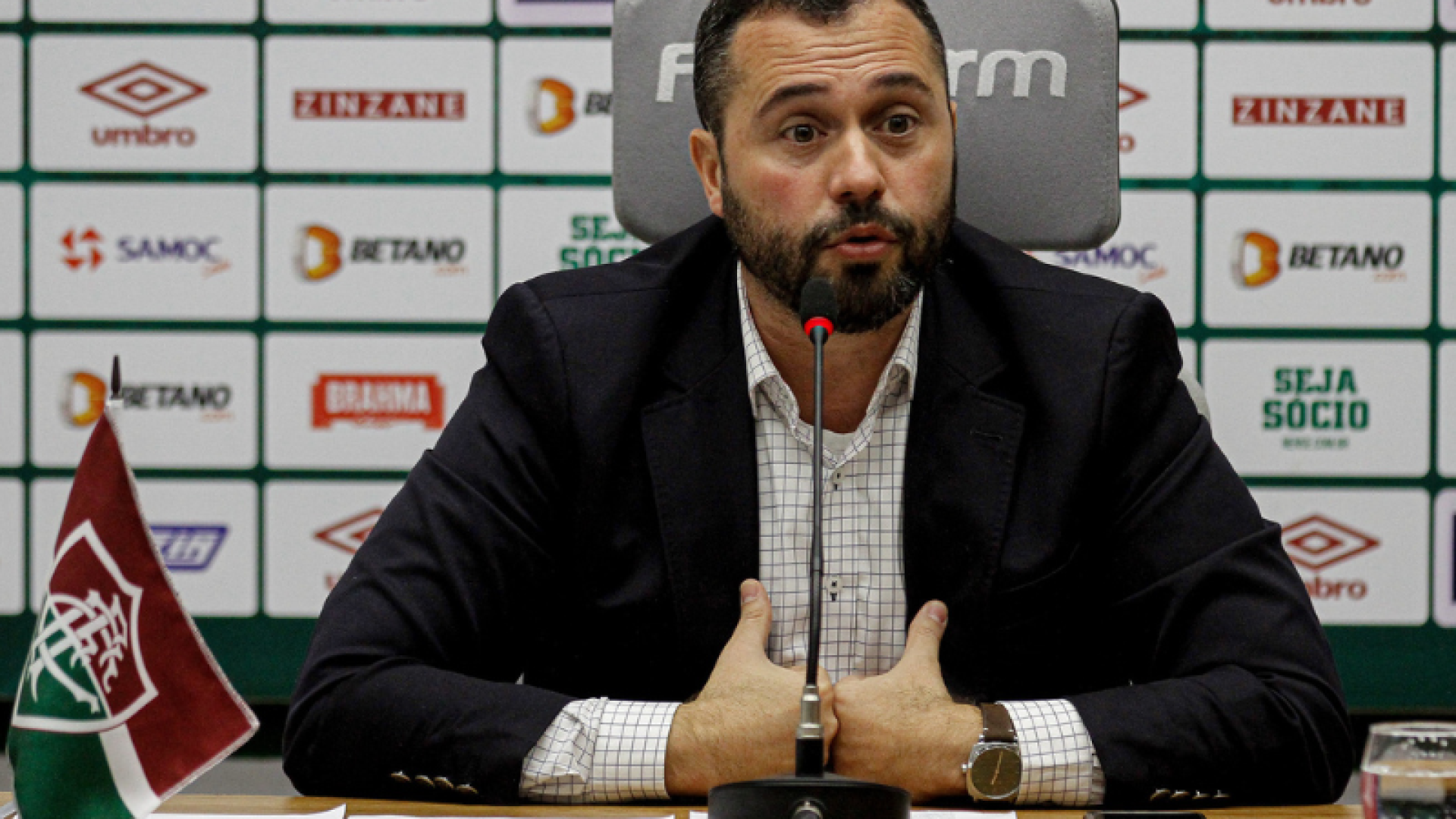 O Fluminense apresentou na noite segunda (8) ao Conselho Deliberativo a proposta da LZ Sports e Lazuli Partners para criação da SAF.