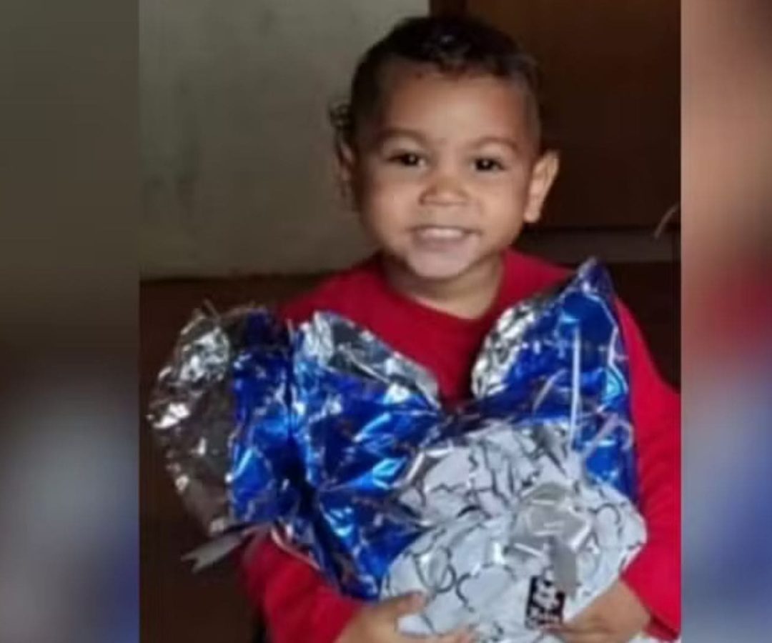 menino de 3 anos espancado pelo pai