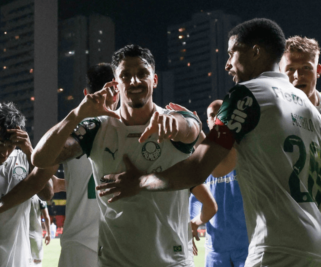 Atuando fora de casa, o Verdão lutou até o fim para vencer o Sport Recife em plena Ilha do Retiro.