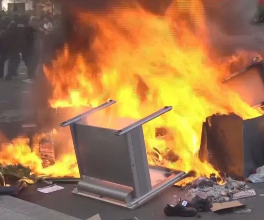 protestos violentos na França