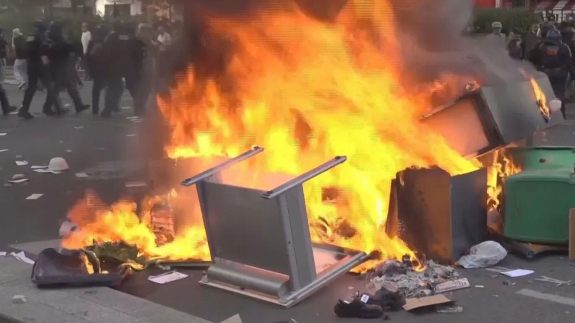protestos violentos na França