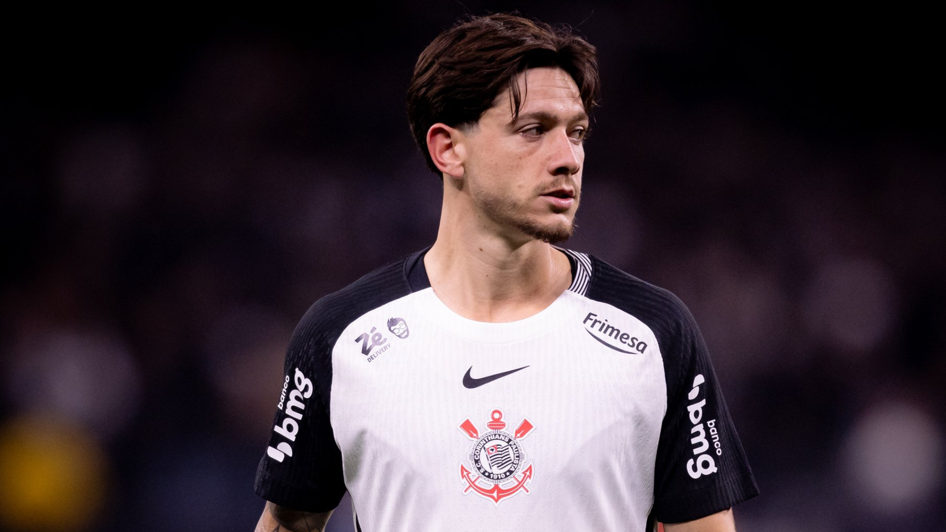 O meia Rodrigo Garro, do Corinthians, foi diagnosticado com lesão de grau 2 na panturrilha direita e iniciou a recuperação nesta segunda...