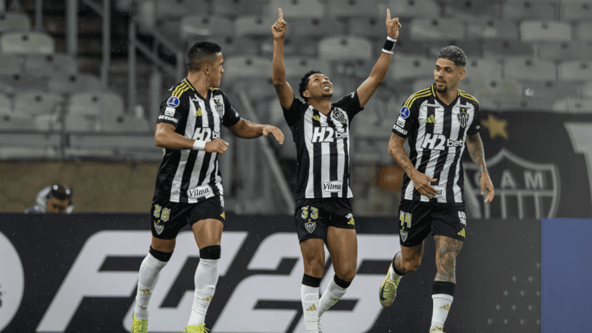 Na segunda rodada da fase de grupos da Copa Conmebol Sudamericana, o Galo mostrou sua força e venceu sem dificuldades: 4 a 0!