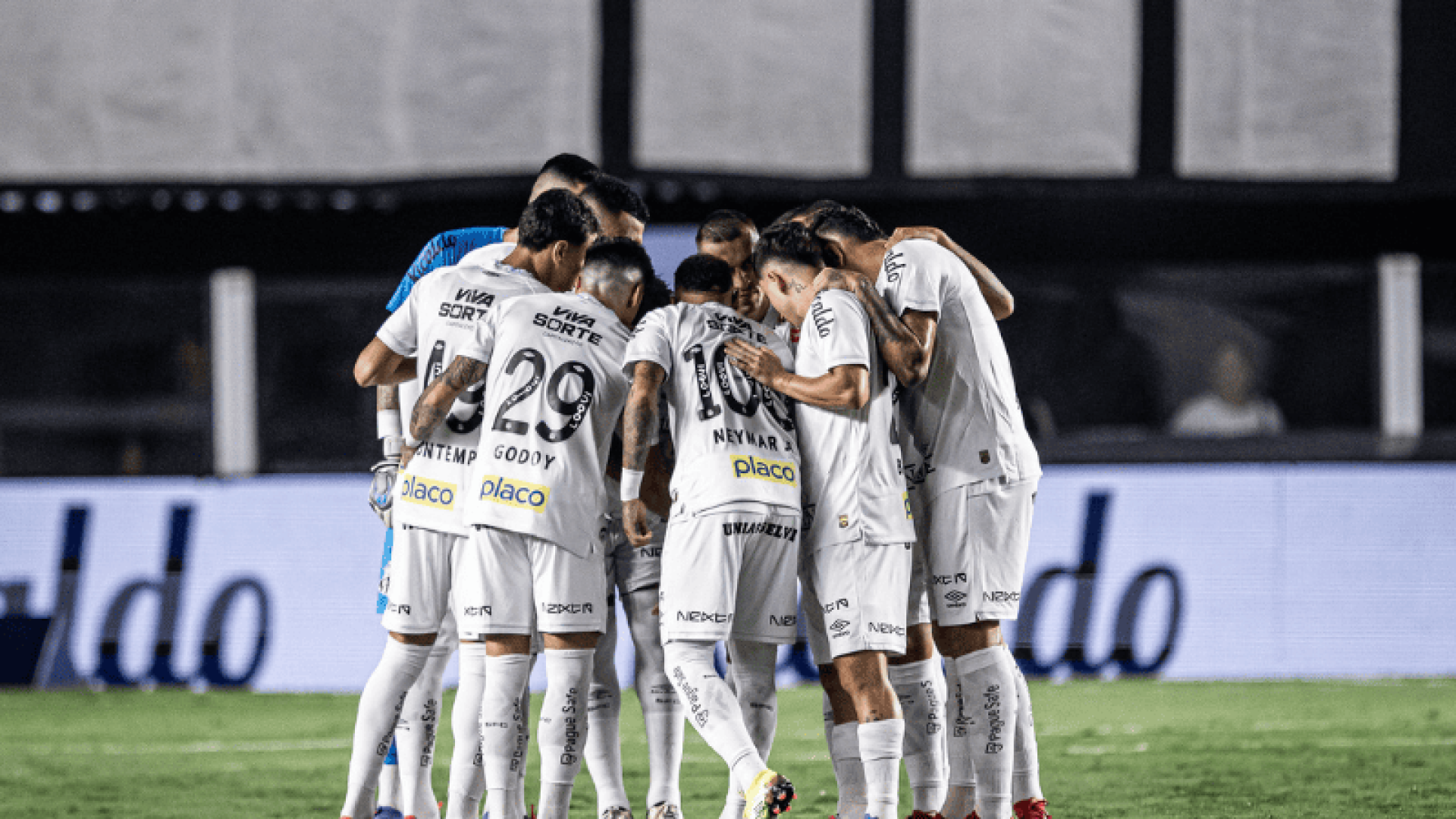 Seis confrontos agitarão torcidas de norte a sul do país, com partidas de Campeonato Brasileiro nos períodos da manhã, tarde e noite.