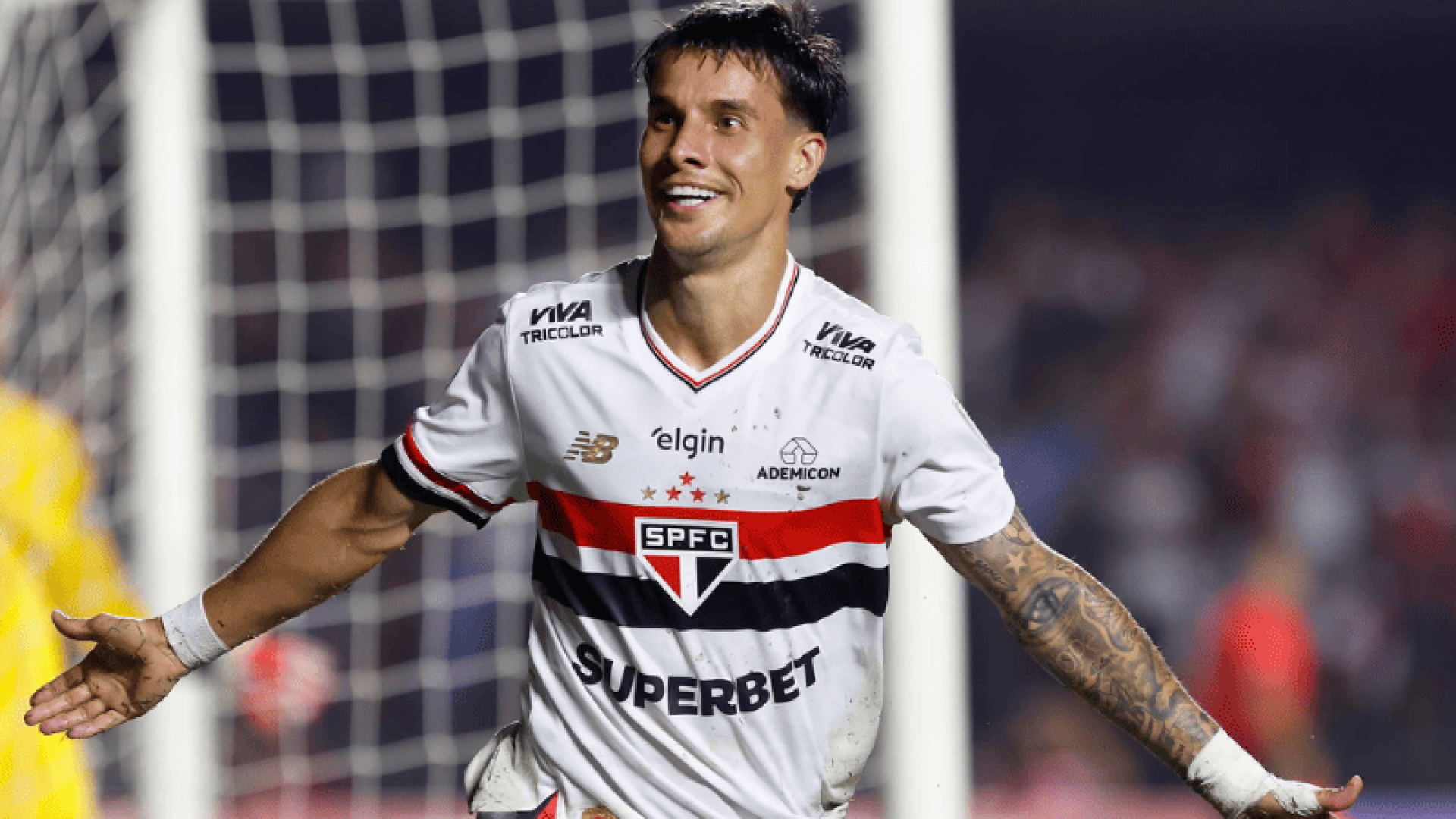 Na segunda rodada da fase de grupos da Libertadores, o São Paulo ficou no empate por 2 a 2 contra o Alianza Lima, do Peru.