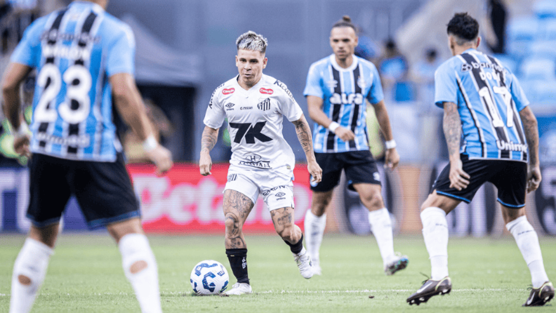No último domingo (4), o Peixe foi até Porto Alegre enfrentar o Grêmio e saiu derrotado por 1 a 0, com gol do ponta Cristian Olivera.