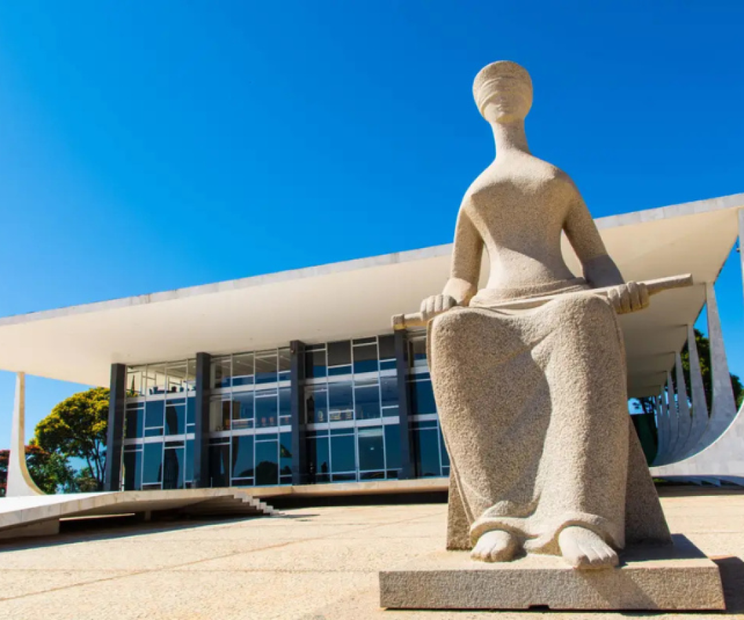 O programa ISFM News desta terça-feira (2) discutiu o início do julgamento do ex-presidente Jair Messias Bolsonaro e de outros sete réus...