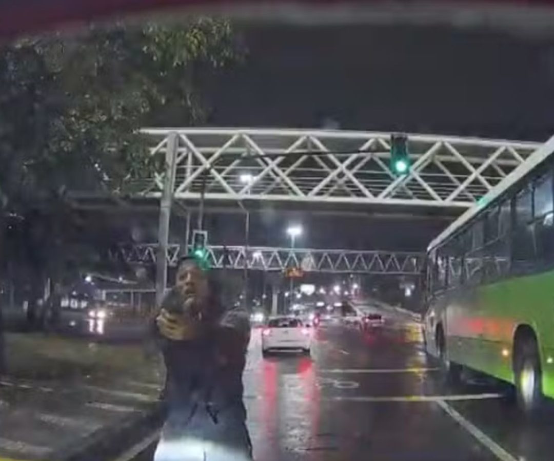 tentativa de assalto na Avenida Rei Pelé
