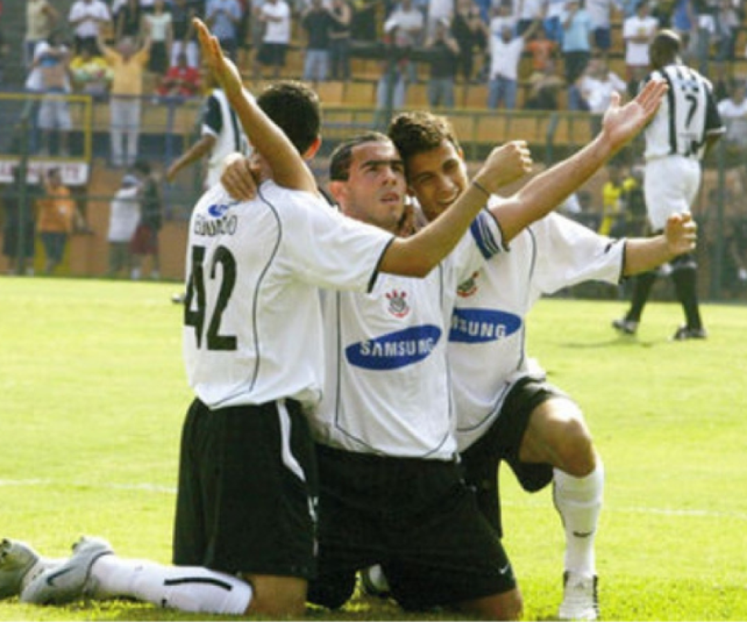 O ex-árbitro Edílson Pereira de Carvalho admitiu que manipulou resultados no Brasileirão de 2005 e afirmou que o Internacional deveria...