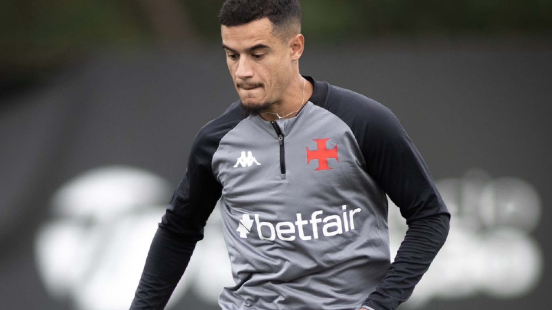 O Vasco recebe o Botafogo nesta quarta-feira, às 21h30, em São Januário, pelo jogo de ida das quartas de final da Copa do Brasil.