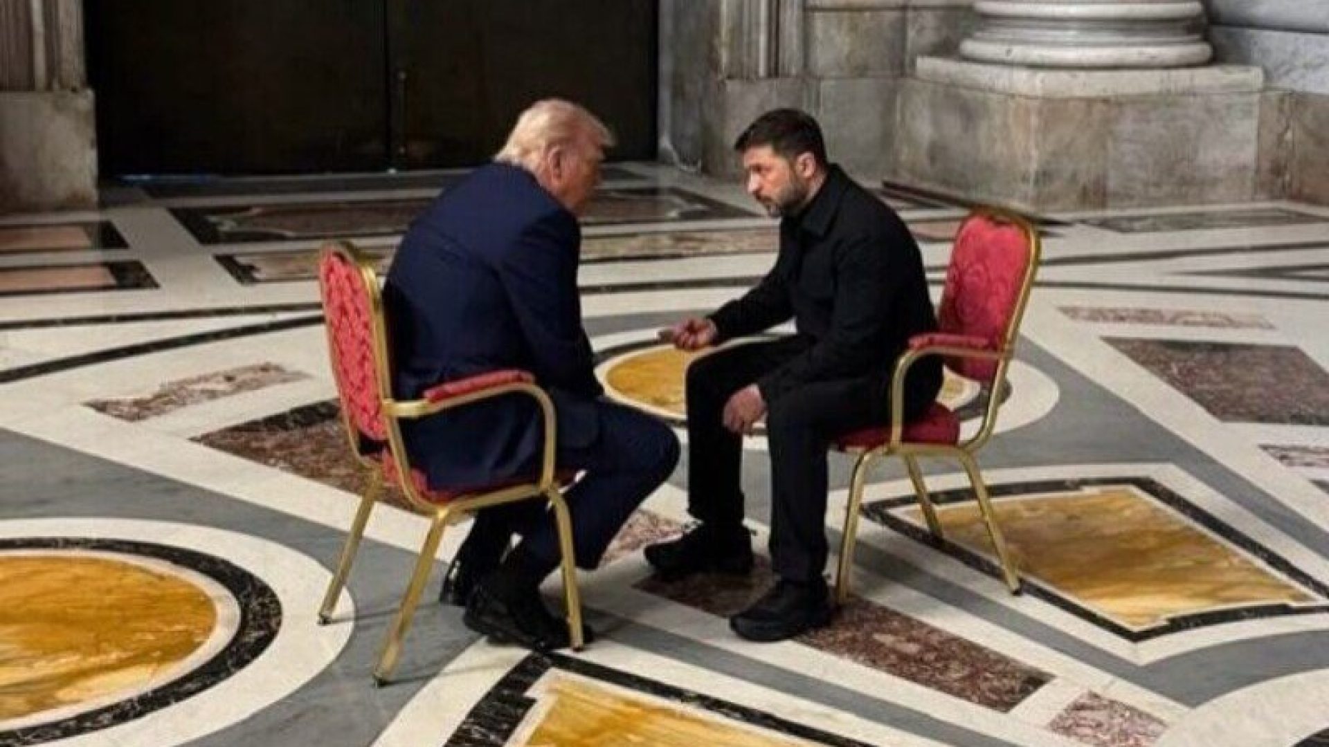 trump-zelensky-se-reunem-no-vaticano